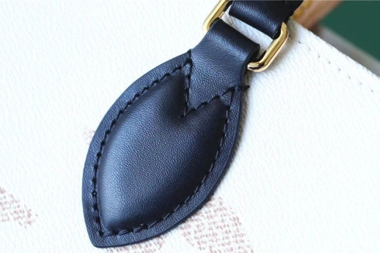 ONTHEGO LOUIS VUITTON MM 0701